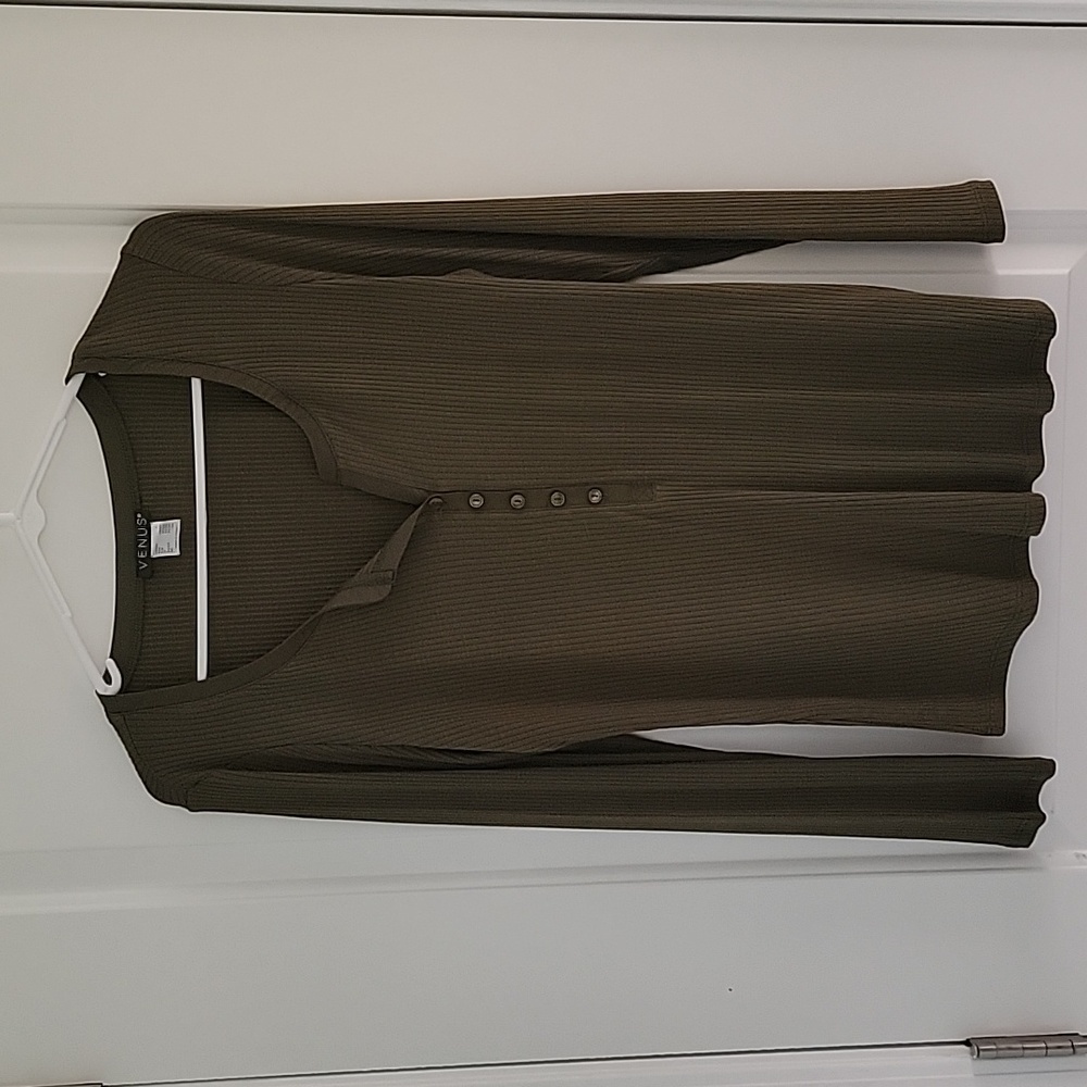 Venus Women's Long Sleeve Top